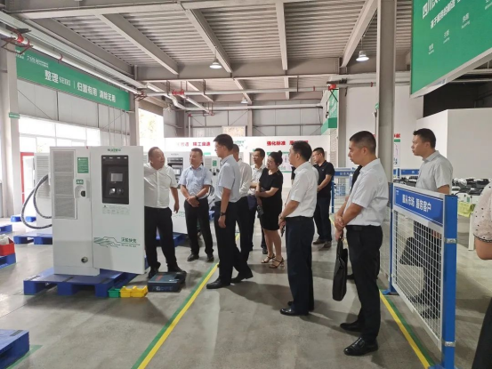 自貢市委常委、統戰部部長吳進學一行 蒞臨沃輪電氣考察調研 自貢市委常委、統戰部部長吳進學一行 蒞臨沃輪電氣考察調研